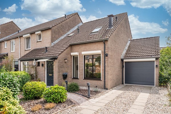 Grote Beerlaan 2, Son En Breugel